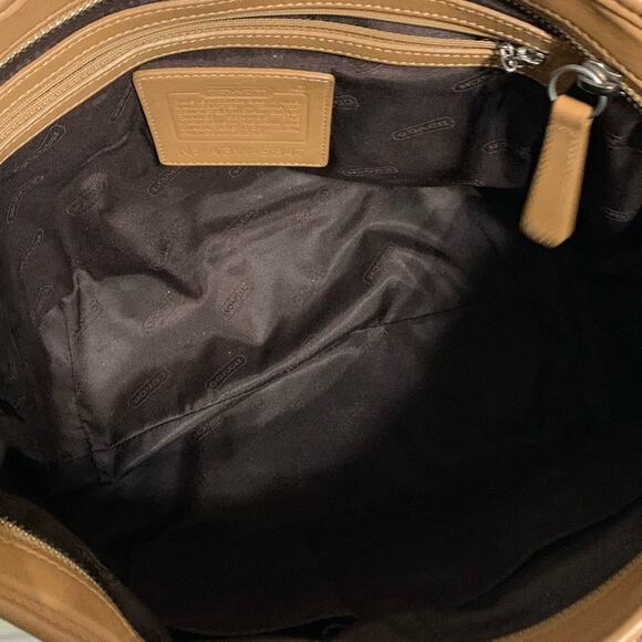 Vintage COACH 2003 Legacy Markey Tote - Picture 7 of 9